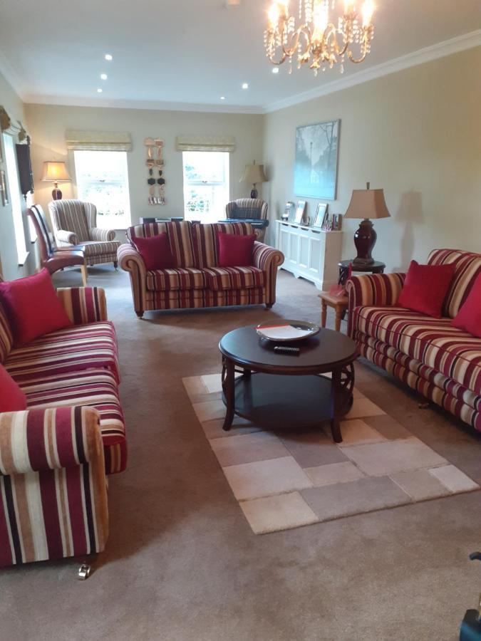 Private Room In Superb House Bed 1 Nobber Exterior foto