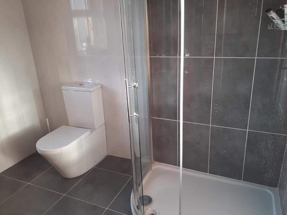 Private Room In Superb House Bed 1 Nobber Exterior foto